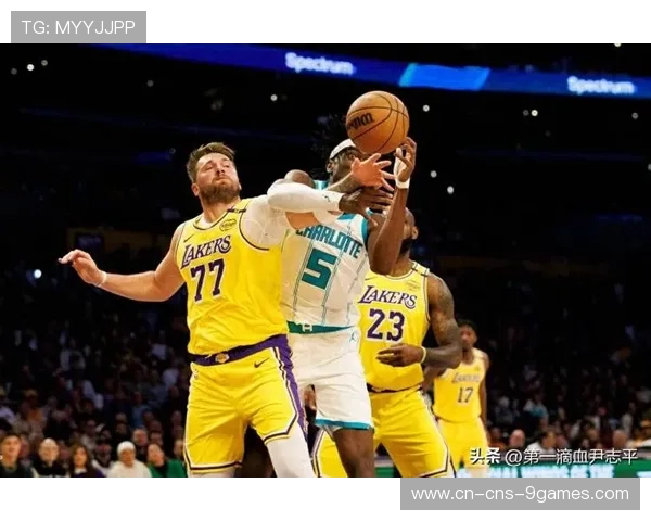 湖人客场不敌快船，末节反扑功亏一篑